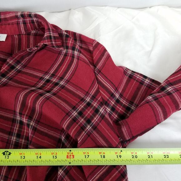 She + Sky Shirt Womens Medium Red Top Plaid Long Sleeve Surplice Collared Rolled - Picture 8 of 10